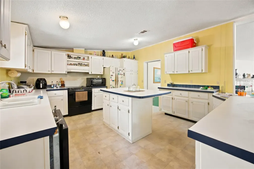 14000 NE 47th Avenue Anthony FL 32617