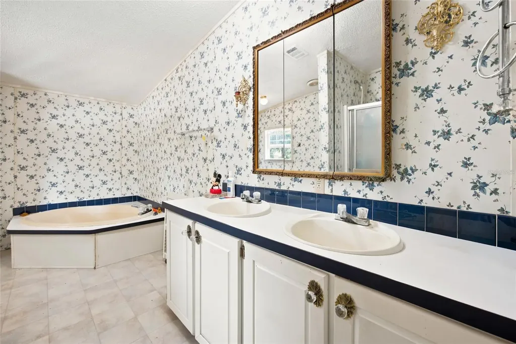 14000 NE 47th Avenue Anthony FL 32617