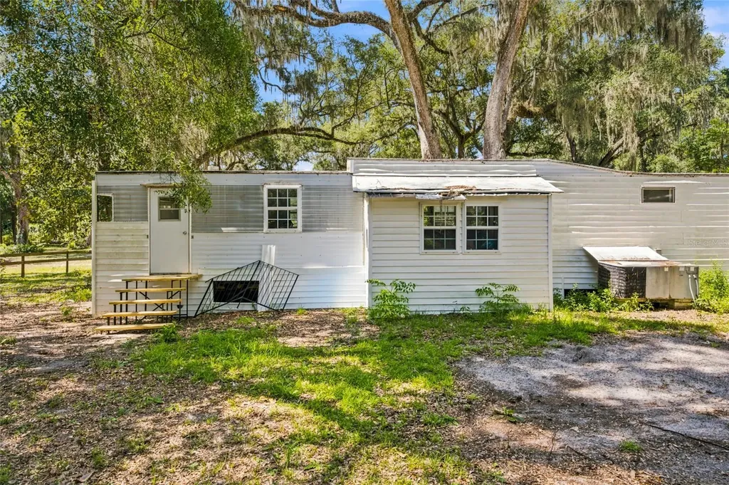 14000 NE 47th Avenue Anthony FL 32617