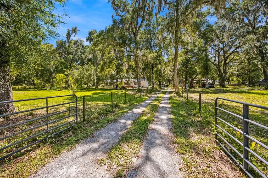 14000 NE 47th Avenue Anthony FL 32617