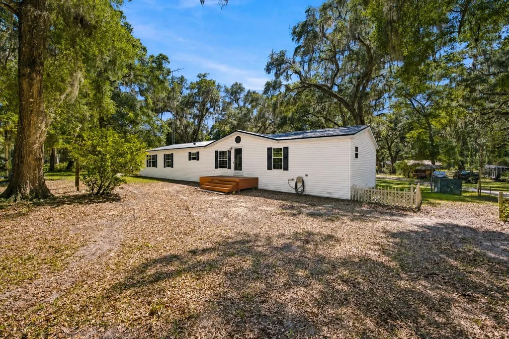 14000 NE 47th Avenue Anthony FL 32617