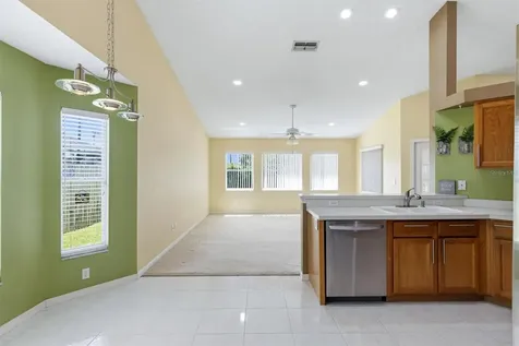 5157 39th Street W Bradenton FL 34210