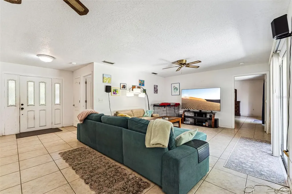 5450 Allen Street Mims FL 32754