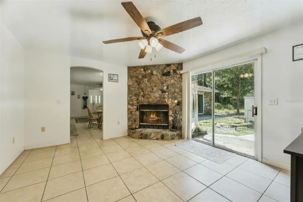 5450 Allen Street Mims FL 32754