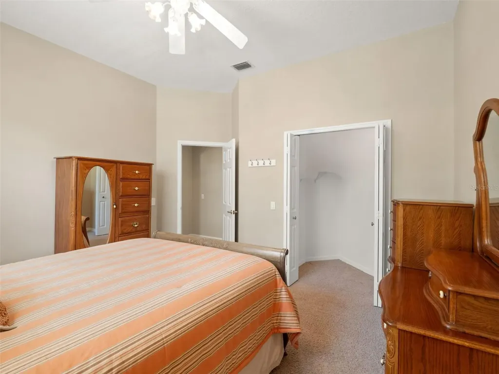 17422 Heather Oaks Place Tampa FL 33647