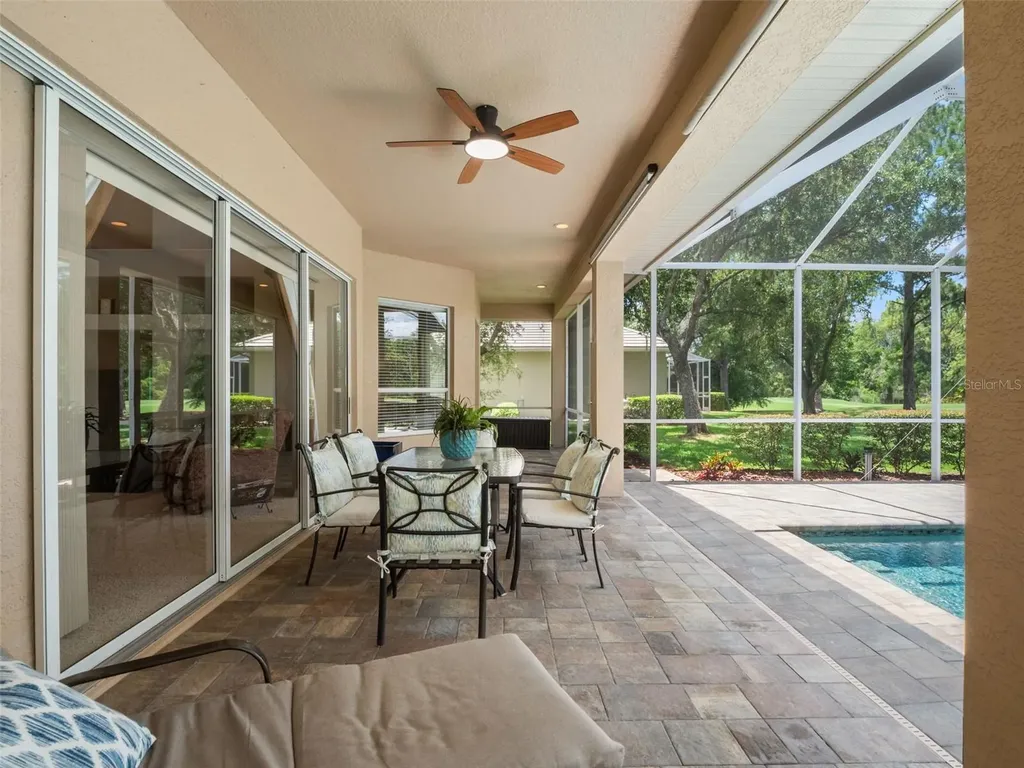 17422 Heather Oaks Place Tampa FL 33647