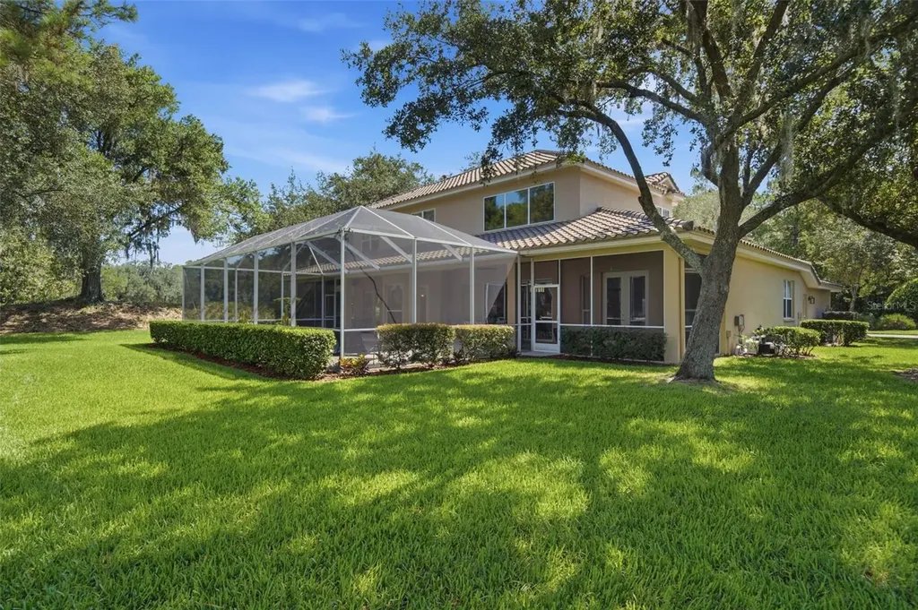 17422 Heather Oaks Place Tampa FL 33647
