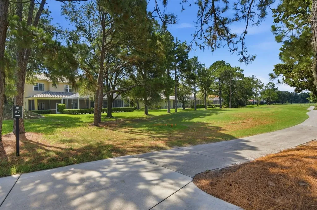 17422 Heather Oaks Place Tampa FL 33647