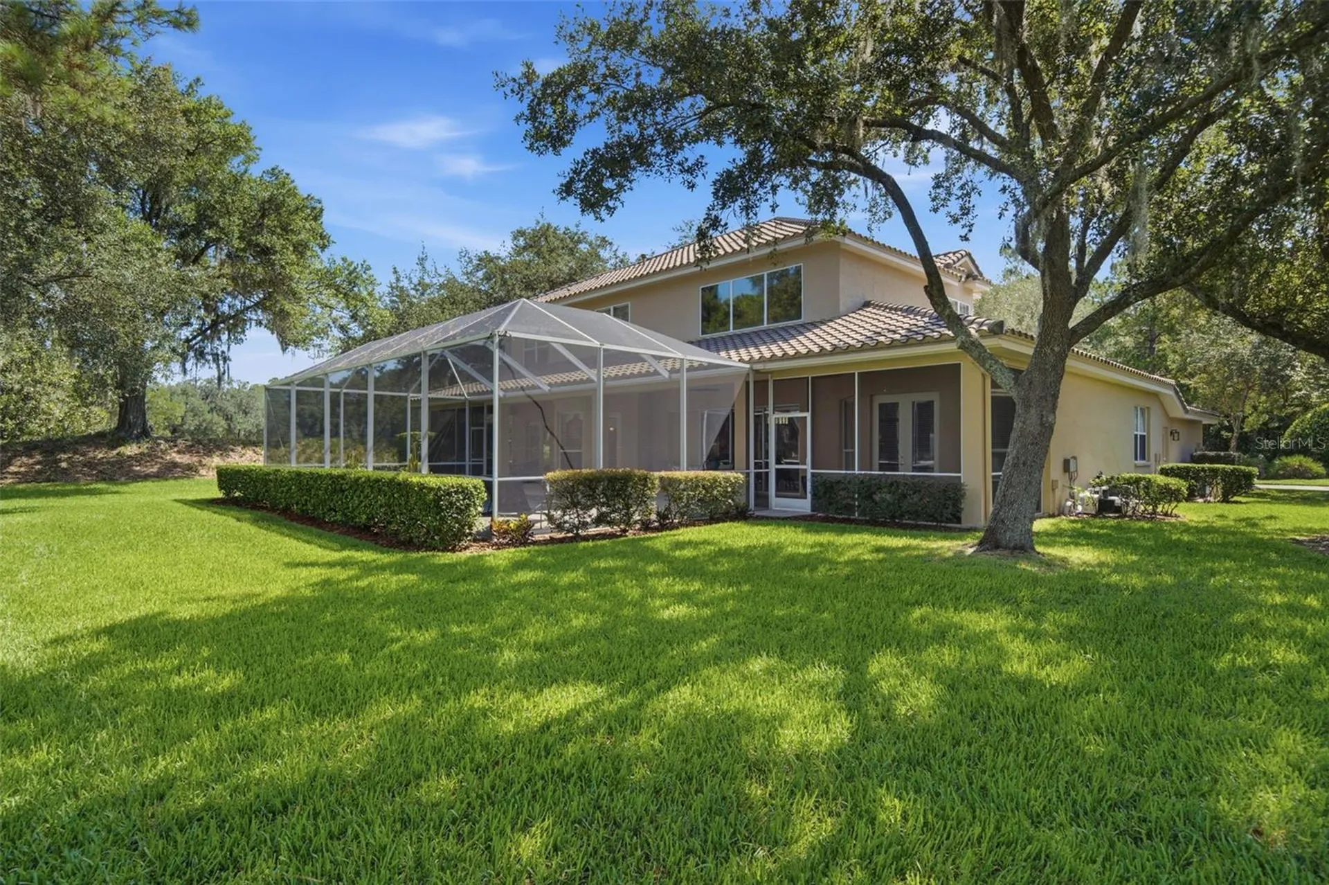 17422 Heather Oaks Place Tampa FL 33647