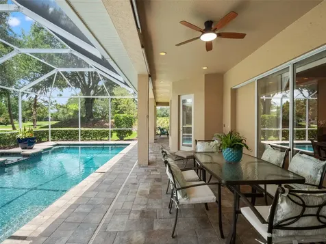 17422 Heather Oaks Place Tampa FL 33647