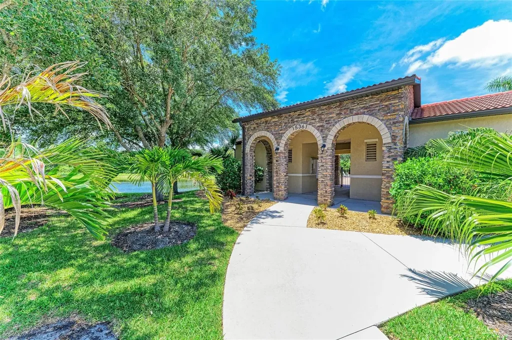2084 La Palma Avenue Port Charlotte FL 33953