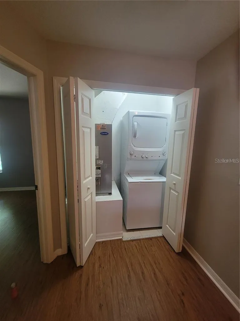 2221 Golden Oak Lane Valrico FL 33594