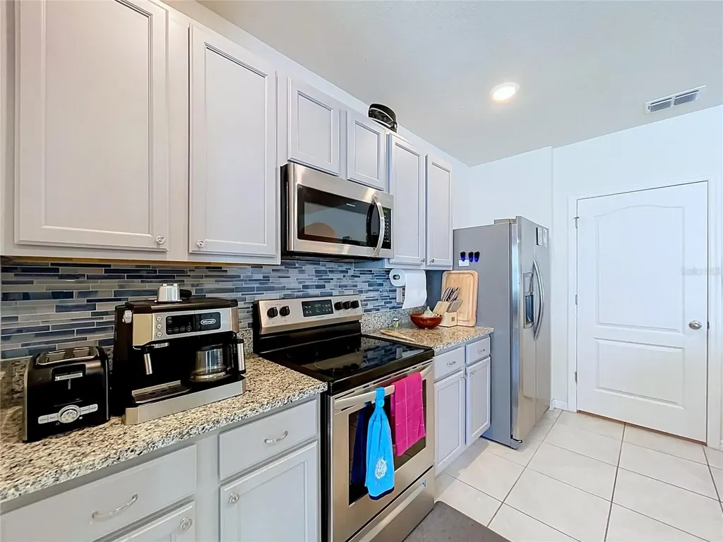 148 Ludisia Loop Davenport FL 33837