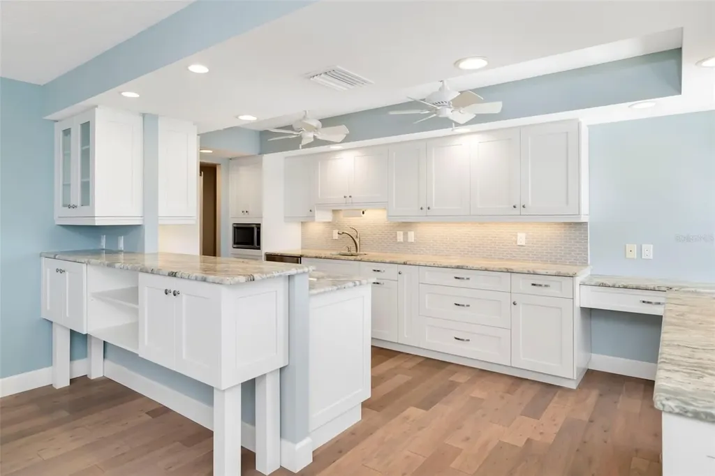 1750 Benjamin Franklin Drive Sarasota FL 34236