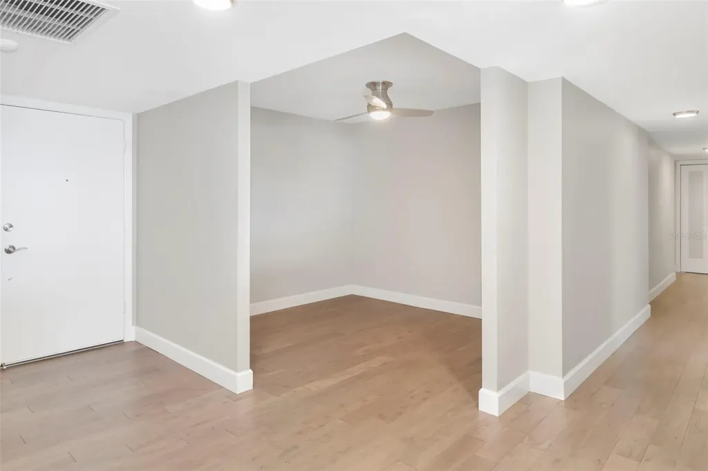 1750 Benjamin Franklin Drive Sarasota FL 34236
