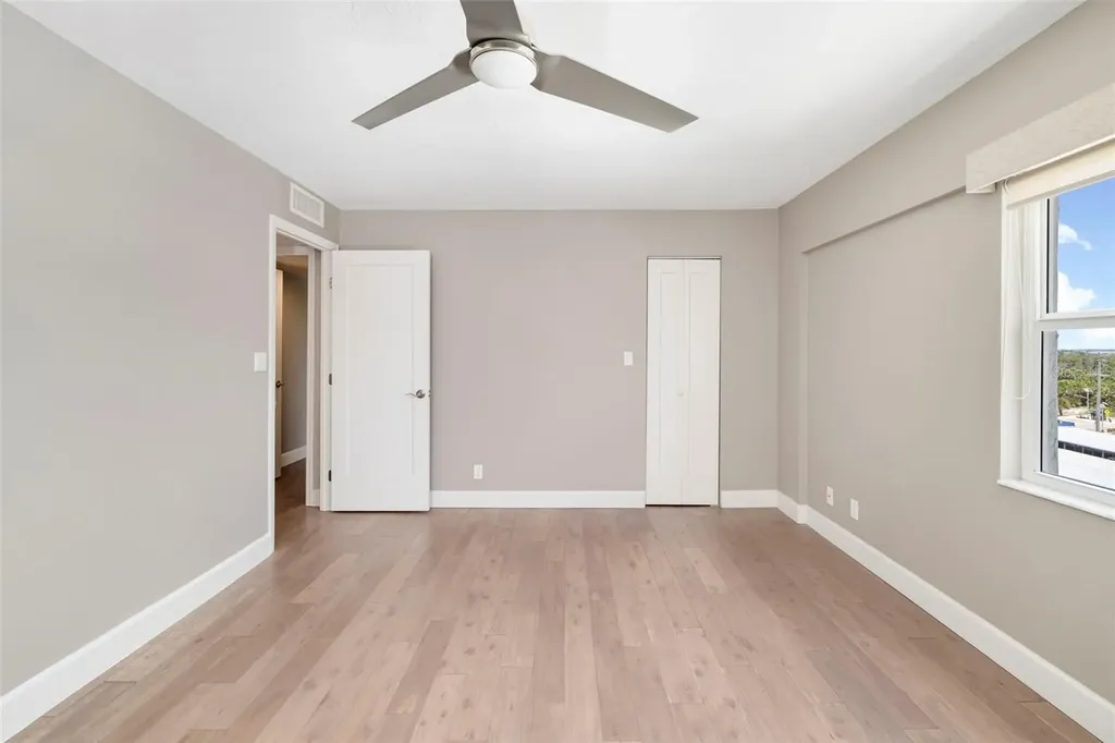 1750 Benjamin Franklin Drive Sarasota FL 34236