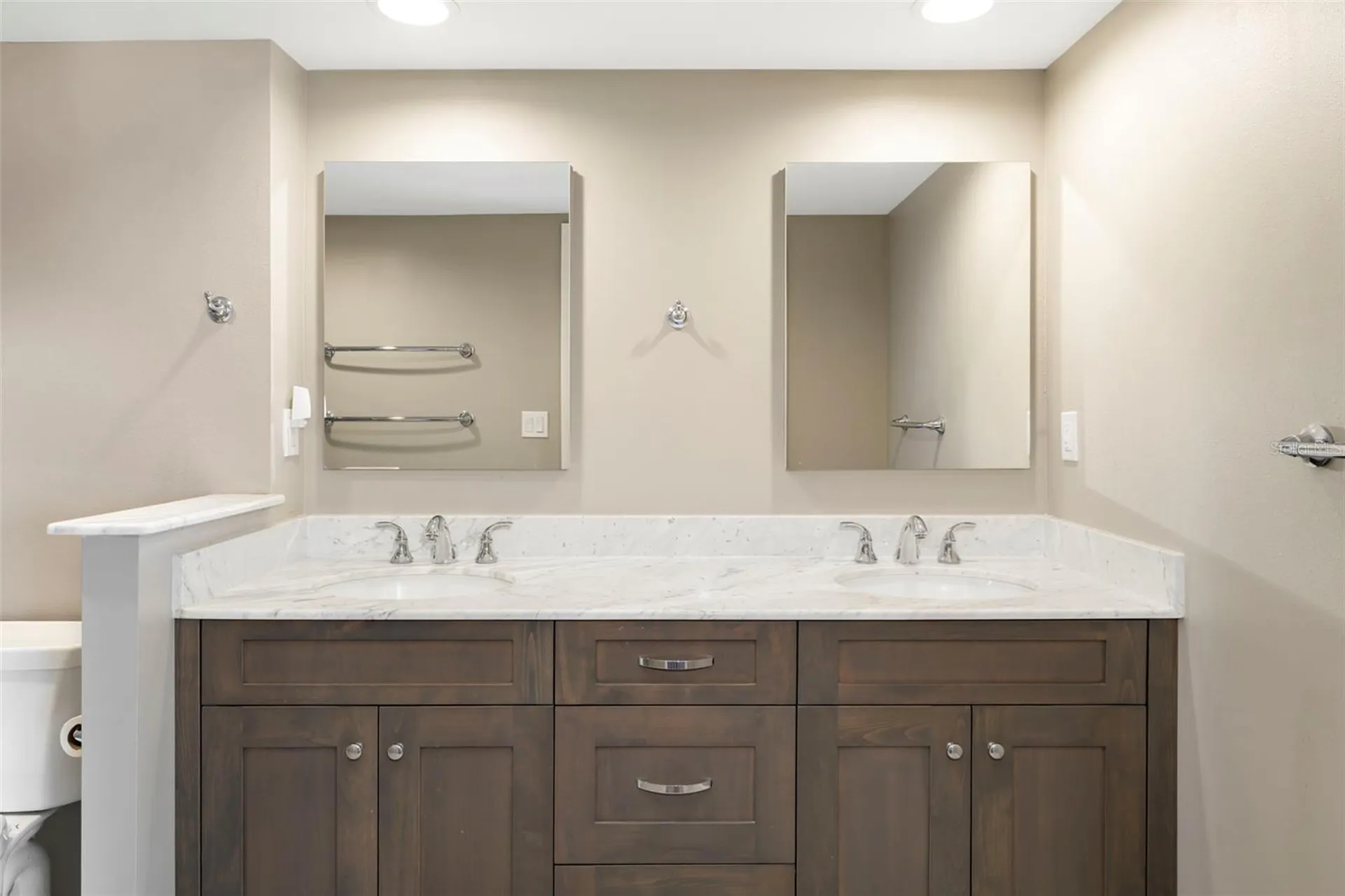 1750 Benjamin Franklin Drive Sarasota FL 34236