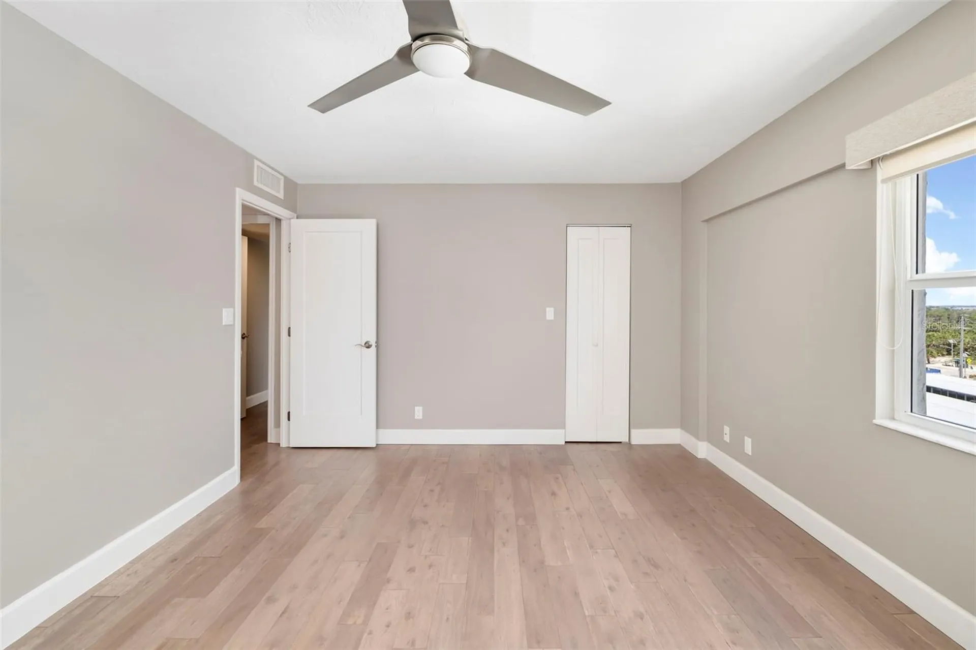 1750 Benjamin Franklin Drive Sarasota FL 34236