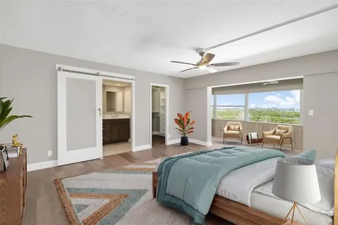 1750 Benjamin Franklin Drive Sarasota FL 34236