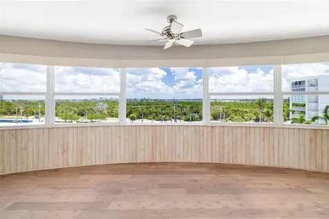1750 Benjamin Franklin Drive Sarasota FL 34236