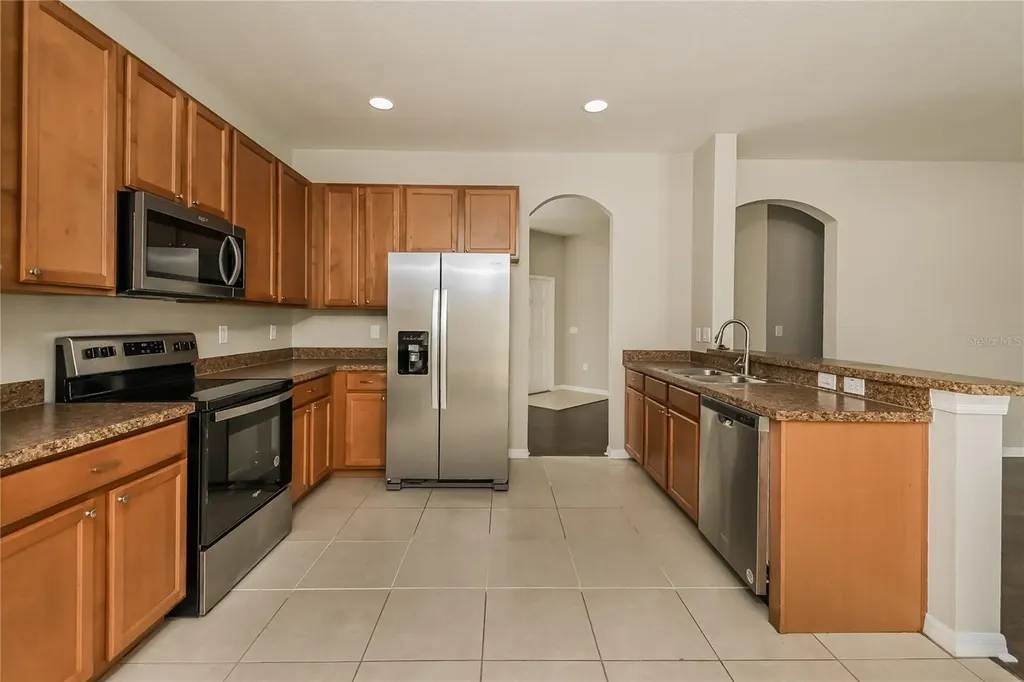 15520 Telford Spring Drive Ruskin FL 33573