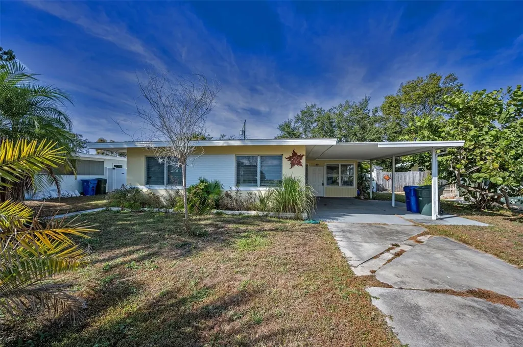 2476 Coronado Way Dunedin FL 34698