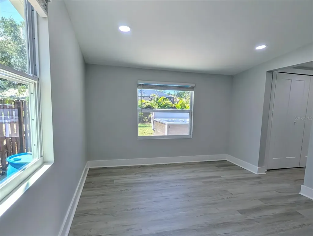 2070 Datura Street Sarasota FL 34239
