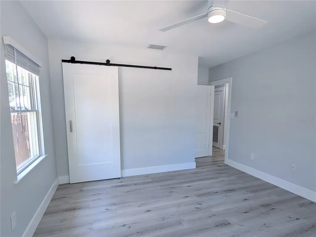 2070 Datura Street Sarasota FL 34239