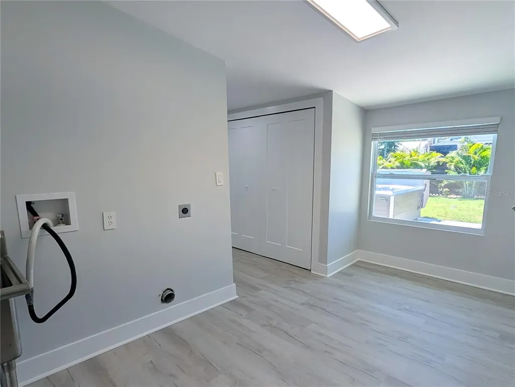 2070 Datura Street Sarasota FL 34239