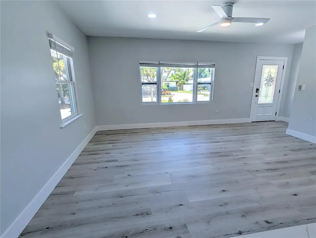 2070 Datura Street Sarasota FL 34239