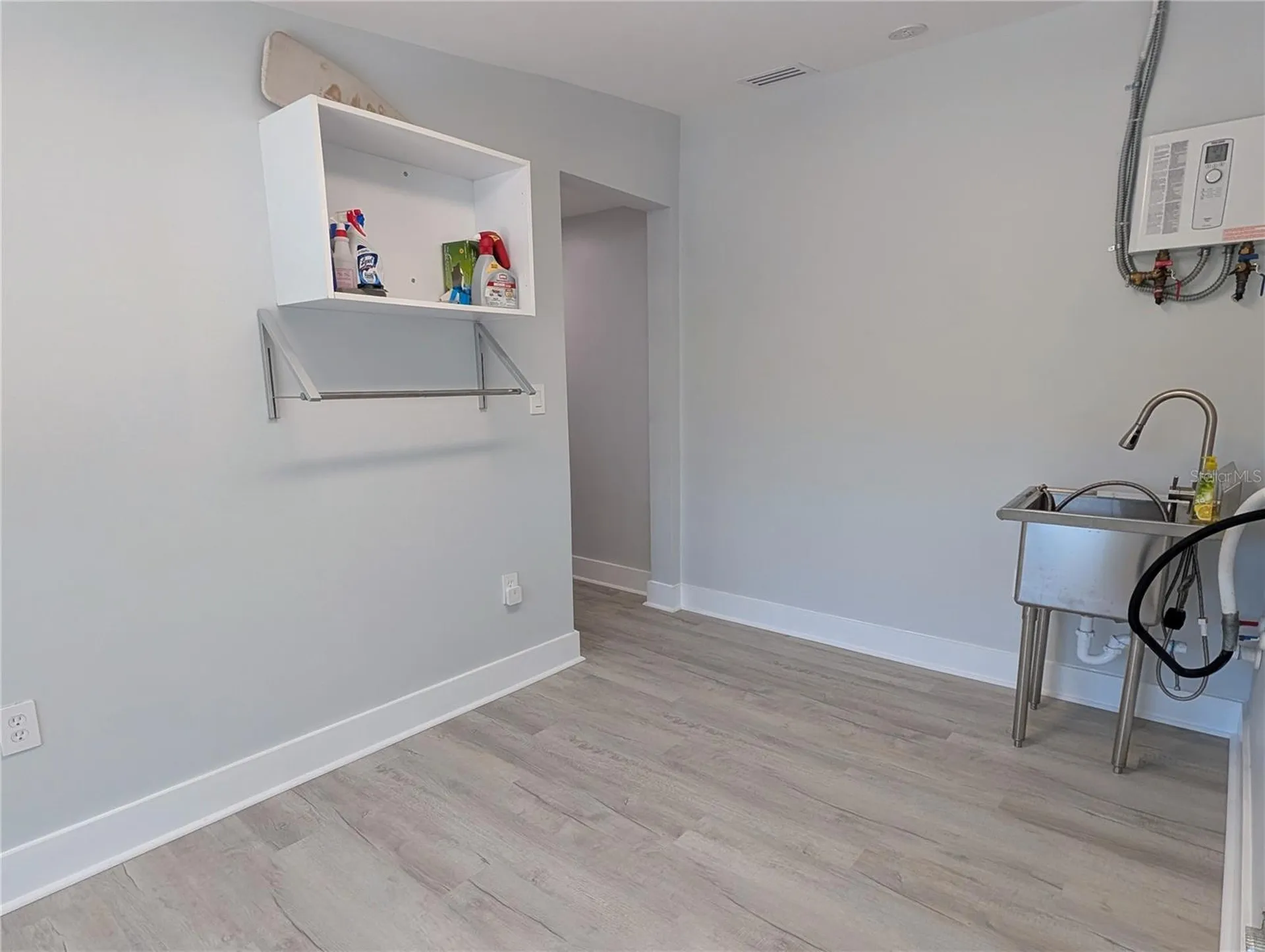 2070 Datura Street Sarasota FL 34239