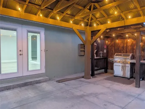 2070 Datura Street Sarasota FL 34239