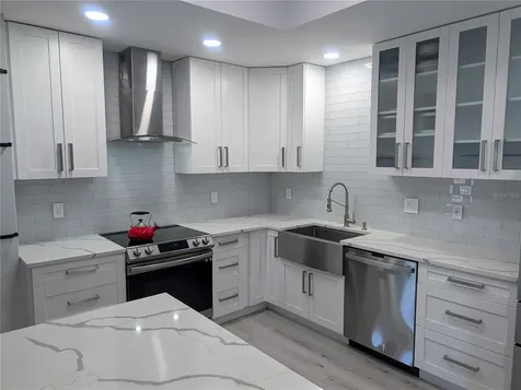 2070 Datura Street Sarasota FL 34239