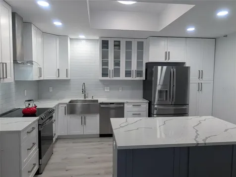 2070 Datura Street Sarasota FL 34239