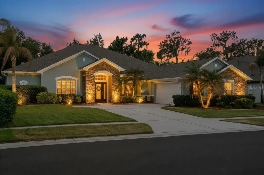 11704 Newberry Grove Loop Riverview FL 33579