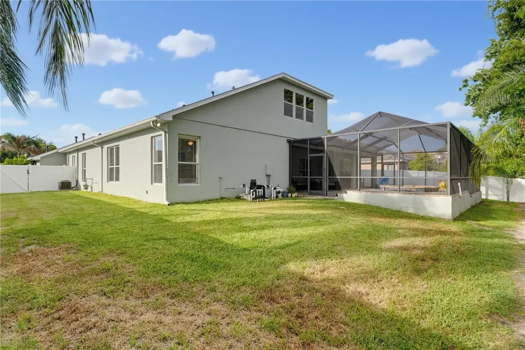11704 Newberry Grove Loop Riverview FL 33579