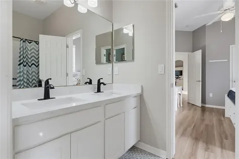 11704 Newberry Grove Loop Riverview FL 33579