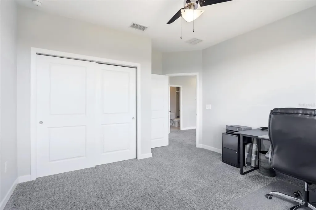 2562 Heritage Green Avenue Davenport FL 33837