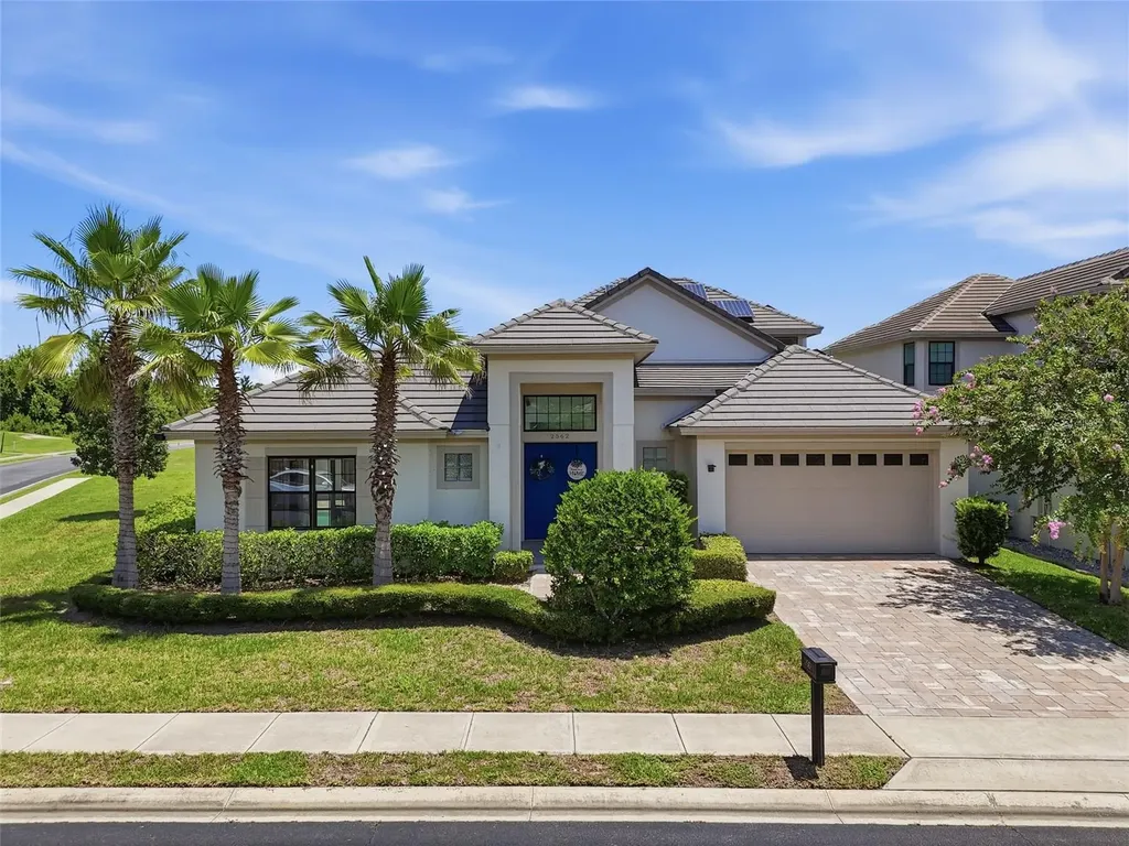 2562 Heritage Green Avenue Davenport FL 33837