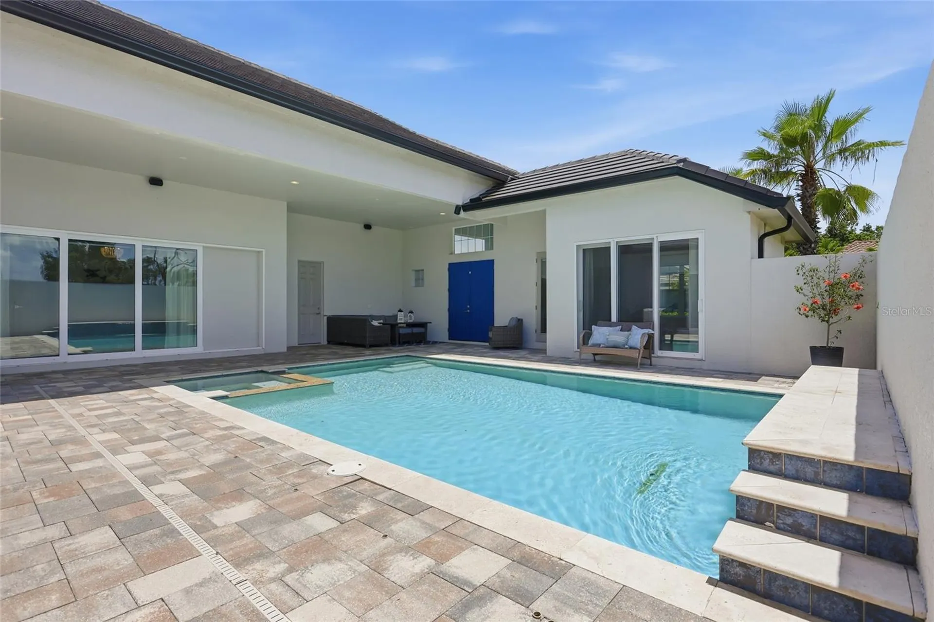 2562 Heritage Green Avenue Davenport FL 33837