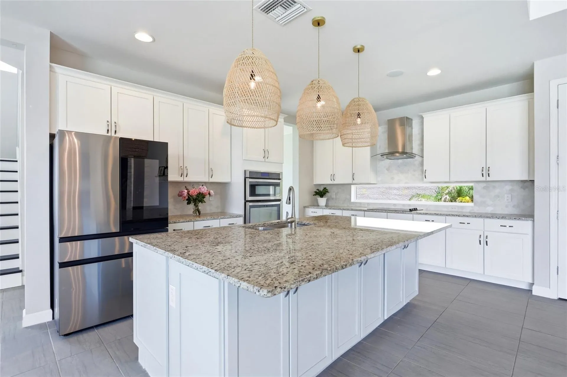 2562 Heritage Green Avenue Davenport FL 33837