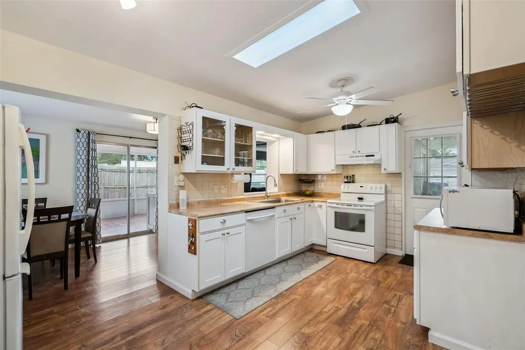 110 N Lakewood Circle Maitland FL 32751