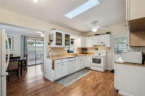 110 N Lakewood Circle Maitland FL 32751