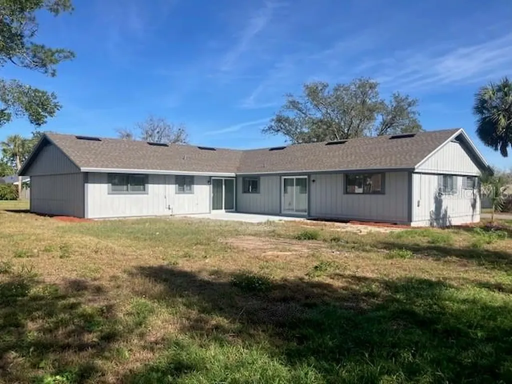 5241 Magnolia Terrace Fruitland Park FL 34731