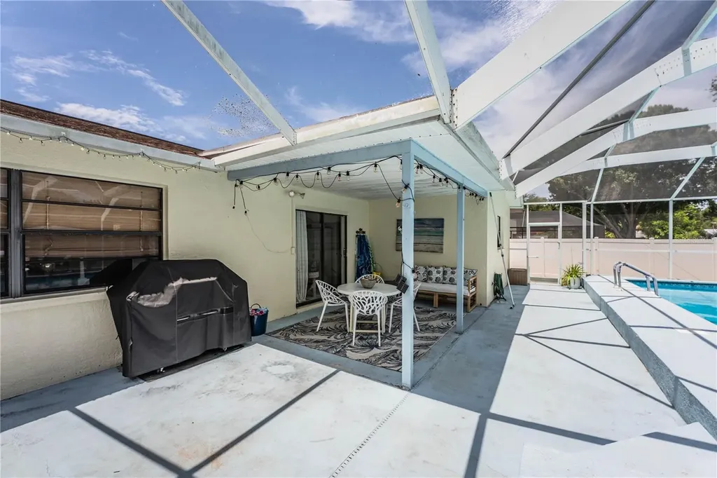 14803 Sunset Drive Largo FL 33774
