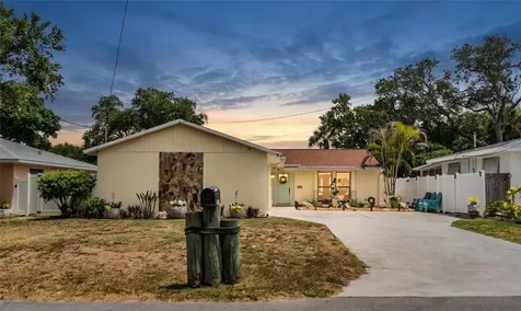 14803 Sunset Drive Largo FL 33774