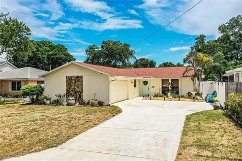 14803 Sunset Drive Largo FL 33774