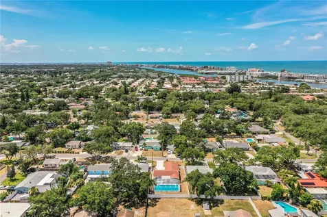 14803 Sunset Drive Largo FL 33774