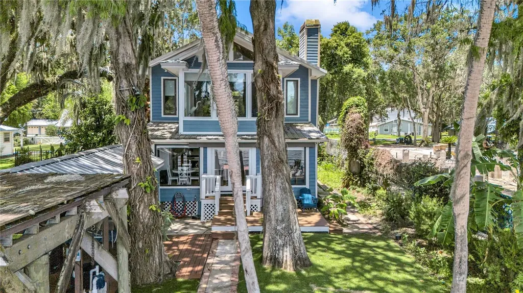 55342 Claire Street Astor FL 32102
