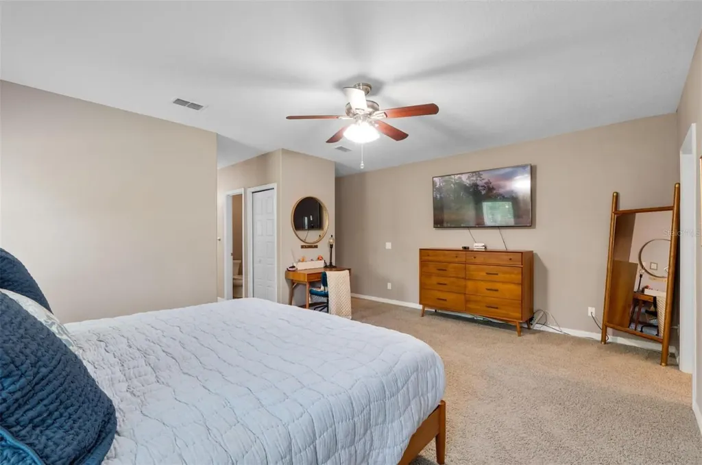 2304 Indian Mound Trail Kissimmee FL 34746